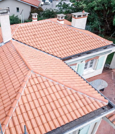 Nous intervenons pour tous travaux de couverture zinguerie, entretien, rénovation de vos toitures sur des maisons, bâtiments et immeubles de toute taille en sur Vieille-Toulouse, Lacroix Falgarde- Pins Justaret, Auzeville, Aureville