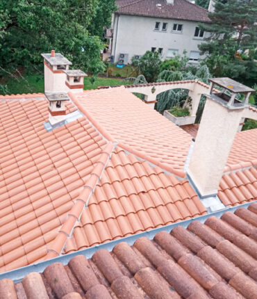 Nous intervenons pour tous travaux de couverture zinguerie, entretien, rénovation de vos toitures sur des maisons, bâtiments et immeubles de toute taille en sur Vieille-Toulouse, Lacroix Falgarde- Pins Justaret, Auzeville, Aureville