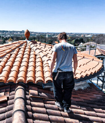 Nous intervenons pour tous travaux de couverture zinguerie, entretien, rénovation de vos toitures sur des maisons, bâtiments et immeubles de toute taille en sur Vieille-Toulouse, Lacroix Falgarde- Pins Justaret, Auzeville, Aureville