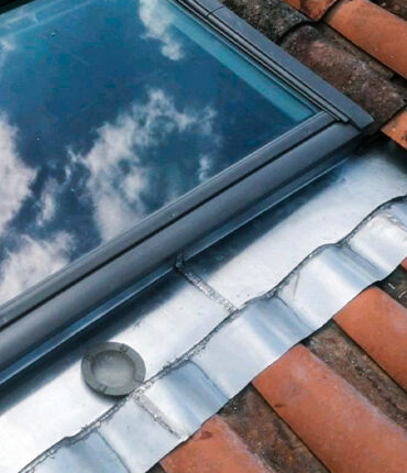 Nous intervenons pour tous travaux de couverture zinguerie, entretien, rénovation de vos toitures sur des maisons, bâtiments et immeubles de toute taille en sur Vieille-Toulouse, Lacroix Falgarde- Pins Justaret, Auzeville, Aureville